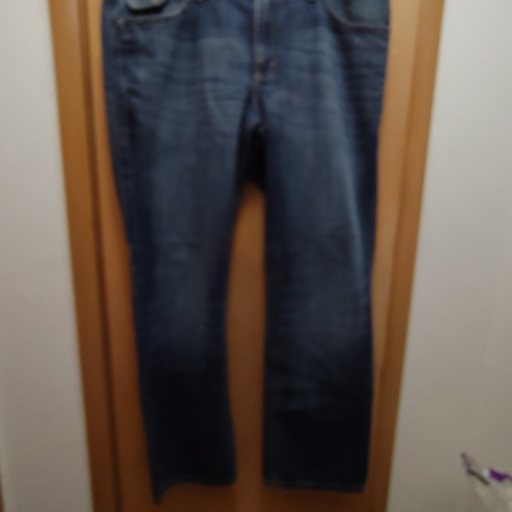 Rock & Republic Men's Blue Jeans - Picture 9 of 9